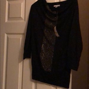 Mini cowl neck with gold embellishments